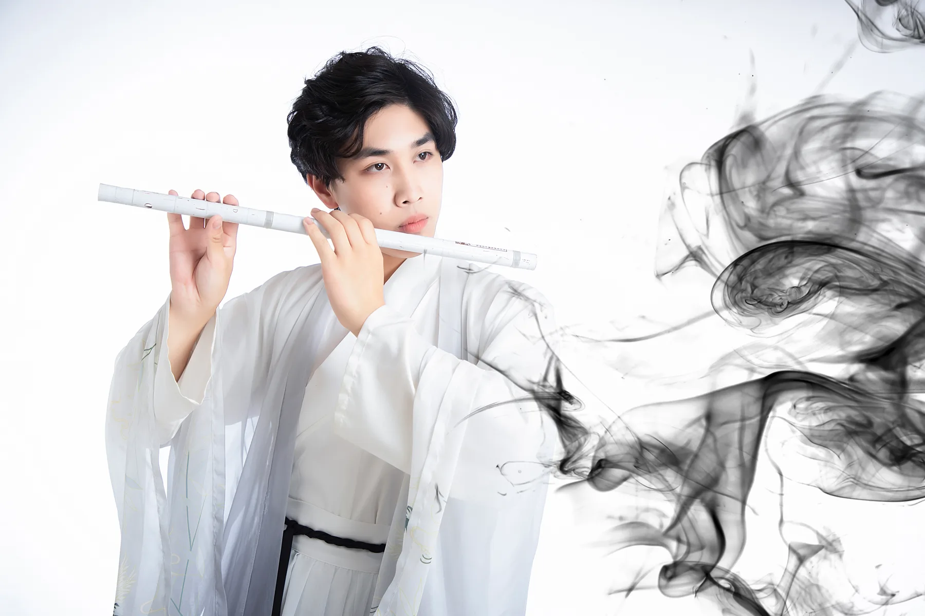 KSONG in hanfu holding a flute with ink smoke
